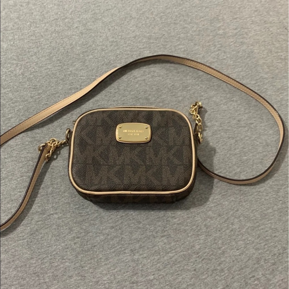 ❌SOLD ❌MK jet set crossbody
